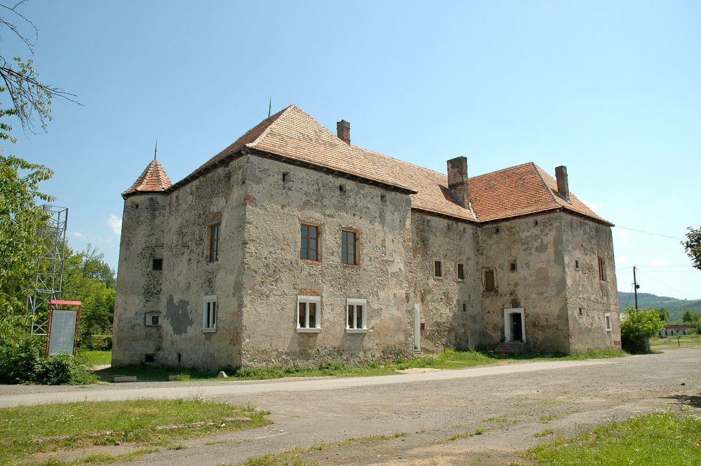 Telegdy-Rákóczi castle Chynadiyovo 2012 01.jpg