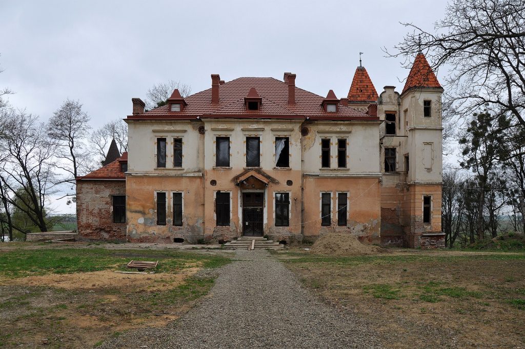 46-253-0037 Pidhirtsi Palace RB.jpg