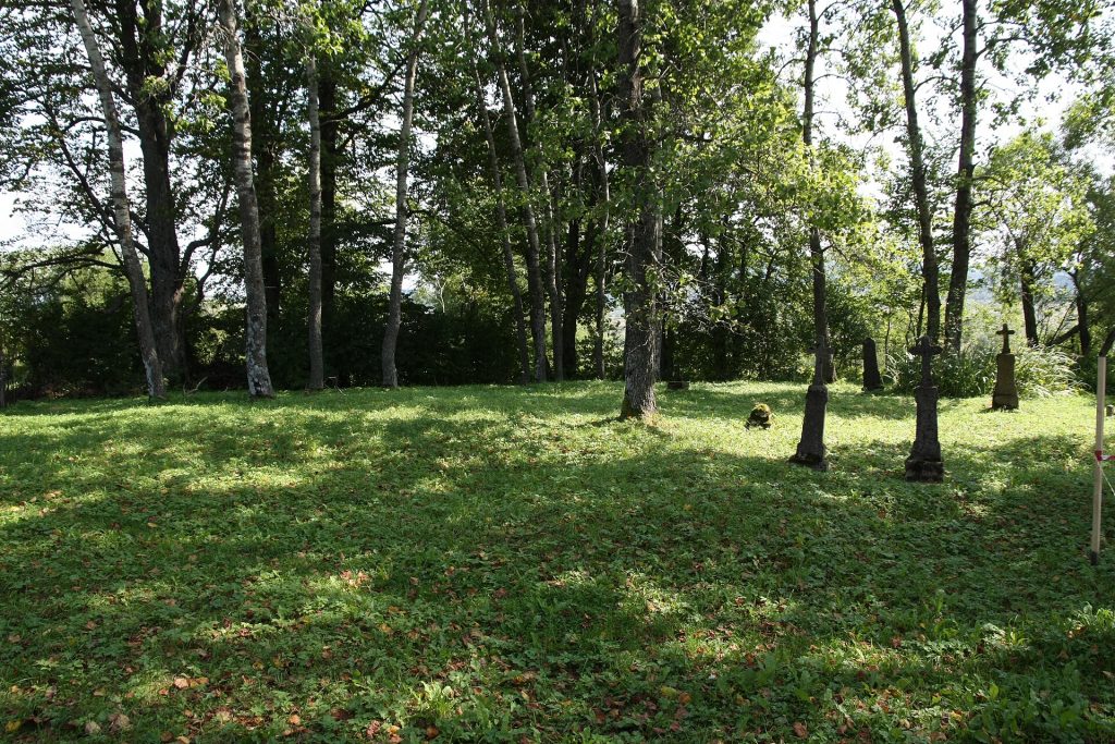 Dźwiniacz Górny - Cemetery 01.jpg