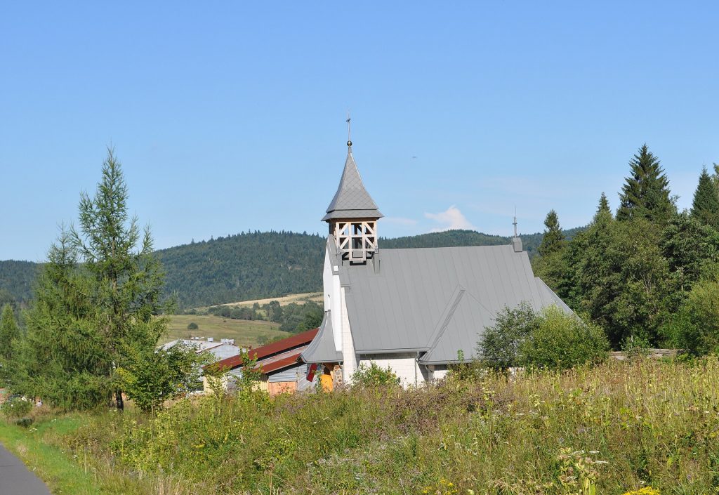 Tarnawa Niżna - church 01.jpg